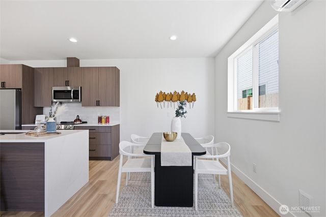 9323 Marcus Avenue S, Seattle, WA 98118