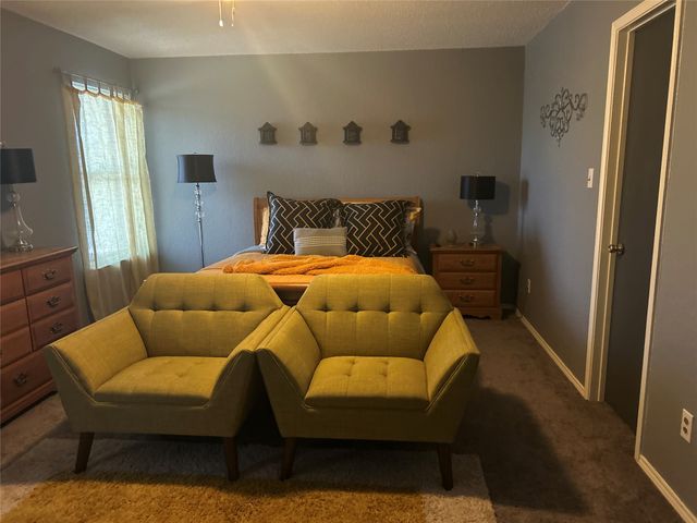 2431 Canyon Springs Drive, Grand Prairie, TX 75052