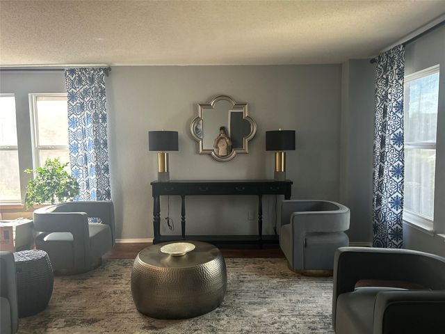 2431 Canyon Springs Drive, Grand Prairie, TX 75052
