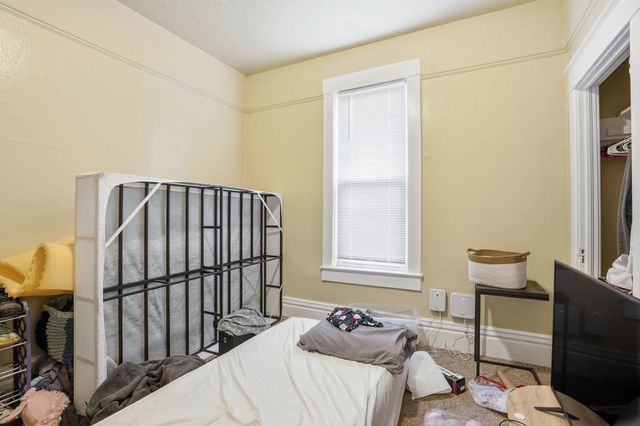 1011 E Augusta Ave, Spokane, WA 99207