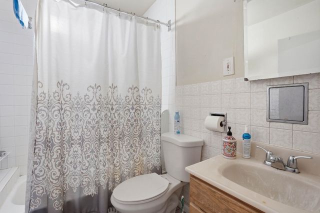 1011 E Augusta Ave, Spokane, WA 99207