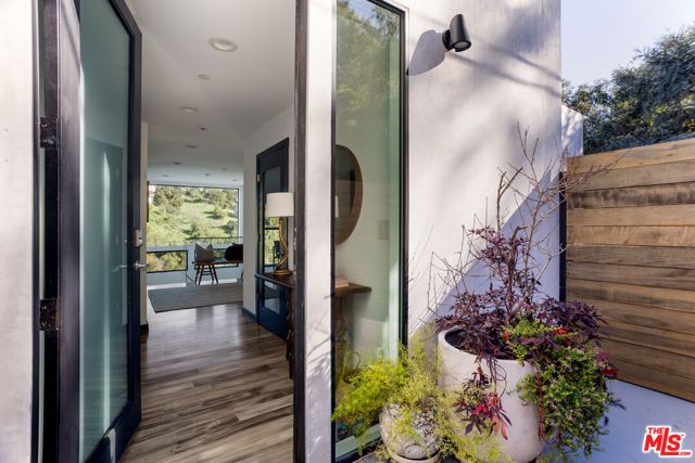 3760 Avenida Del Sol, Studio City (los Angeles), CA 91604