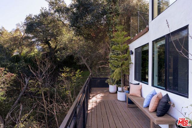 3760 Avenida Del Sol, Studio City (los Angeles), CA 91604