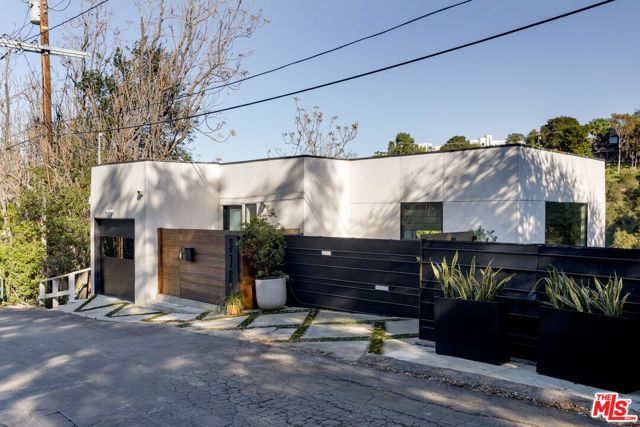 3760 Avenida Del Sol, Studio City (los Angeles), CA 91604