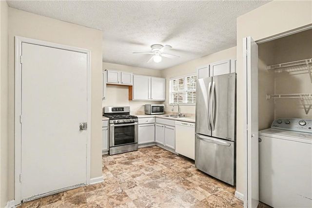 1914 Taffeta Trail, Lithonia, GA 30058