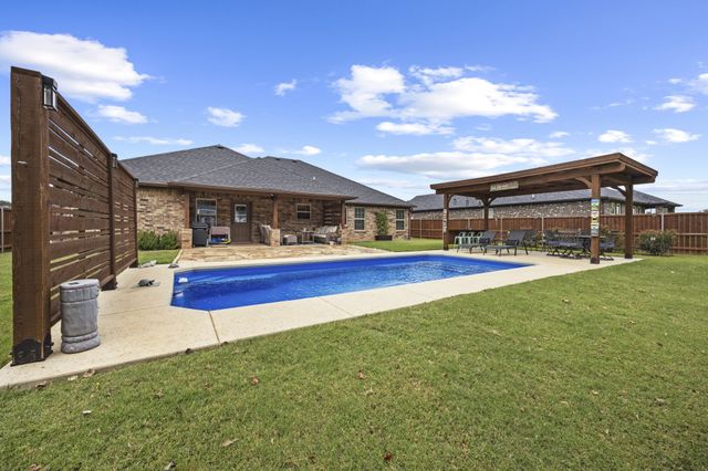 107 Fountain Meadows, Pottsboro, TX 75076