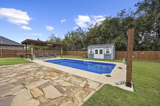 107 Fountain Meadows, Pottsboro, TX 75076