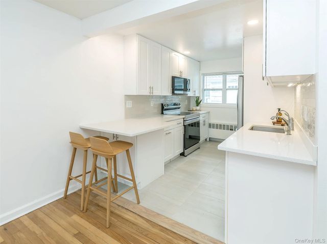 42 Firwood Road B, Port Washington, NY 11050