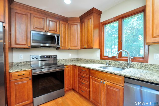 11 Fawn Drive, Granby, CT 06035