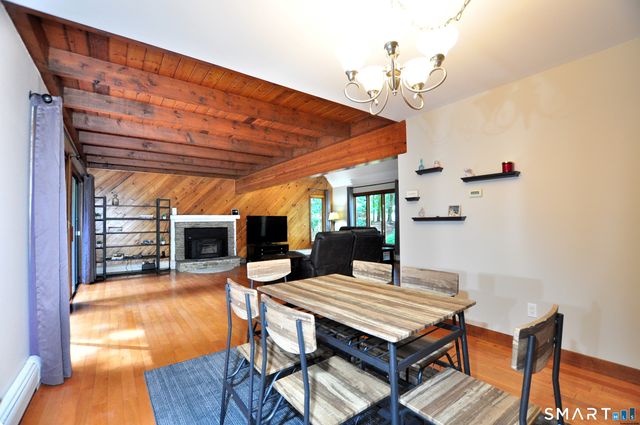 11 Fawn Drive, Granby, CT 06035
