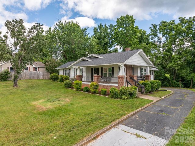 46 Gilkey Street, Marion, NC 28752