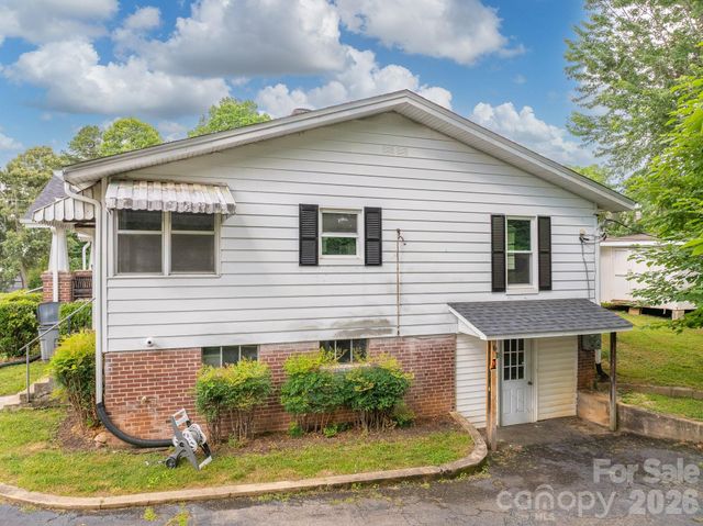 46 Gilkey Street, Marion, NC 28752