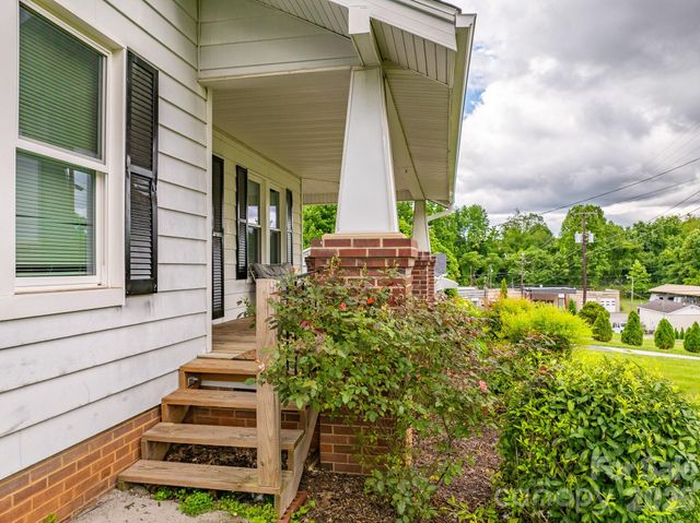46 Gilkey Street, Marion, NC 28752