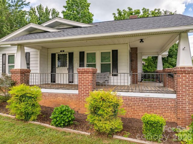 46 Gilkey Street, Marion, NC 28752
