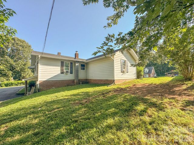 46 Gilkey Street, Marion, NC 28752