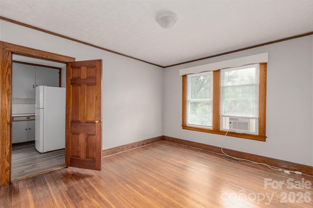 46 Gilkey Street, Marion, NC 28752