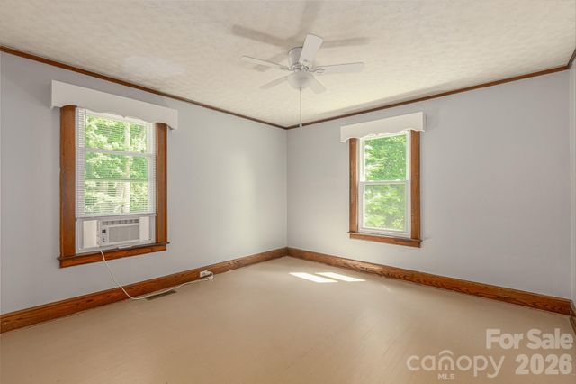 46 Gilkey Street, Marion, NC 28752