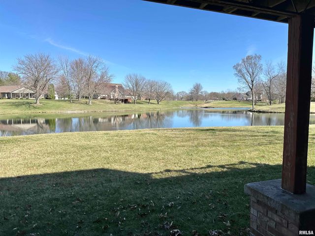 112 Lonergan Lane, Jacksonville, IL 62650