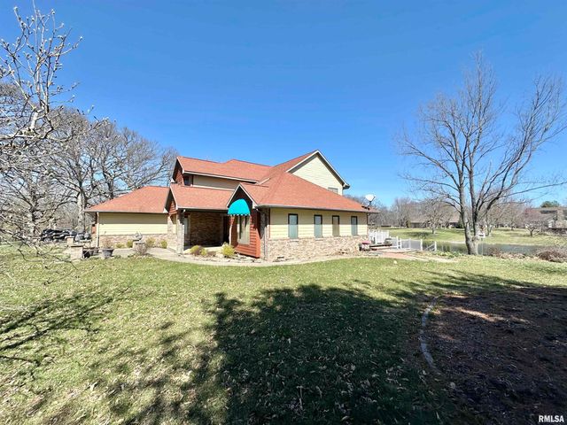 112 Lonergan Lane, Jacksonville, IL 62650