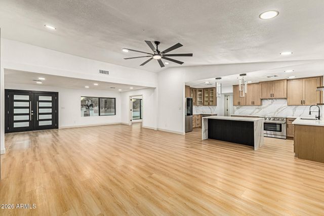 12201 N 58TH Place, Scottsdale, AZ 85254