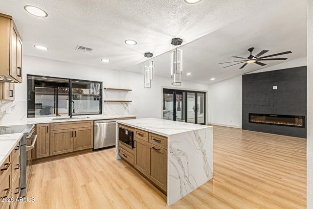 12201 N 58TH Place, Scottsdale, AZ 85254