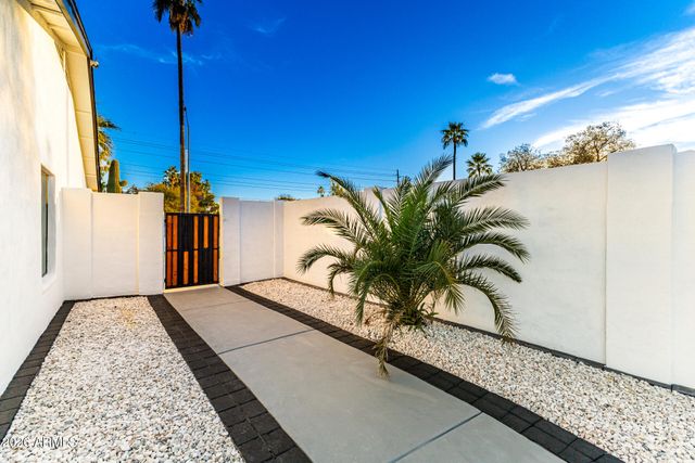 12201 N 58TH Place, Scottsdale, AZ 85254