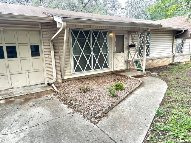 6327 Flint Rock, San Antonio, TX 78238