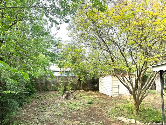 6327 Flint Rock, San Antonio, TX 78238