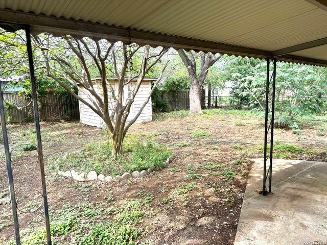 6327 Flint Rock, San Antonio, TX 78238