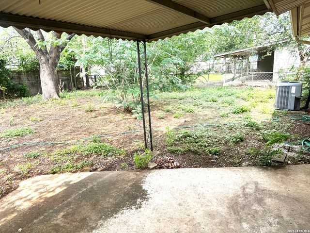 6327 Flint Rock, San Antonio, TX 78238