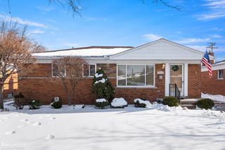 30008 Elmgrove Street, St Clair Shores, MI 48082