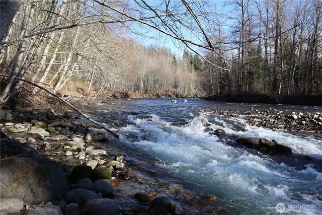 239 SE 238th Street, Maple Valley, WA 98038