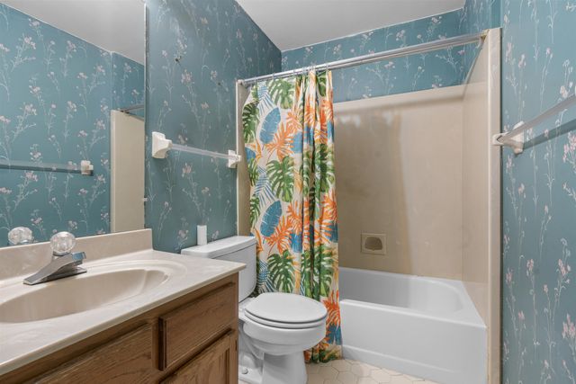 9403 SHADOW RIDGE CV, Cordova, TN 38016