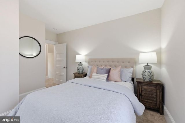 21 W PALL MALL ST, Winchester, VA 22601