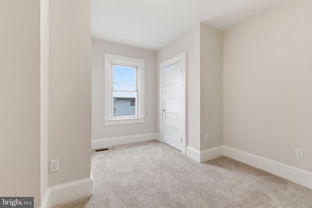 21 W PALL MALL ST, Winchester, VA 22601