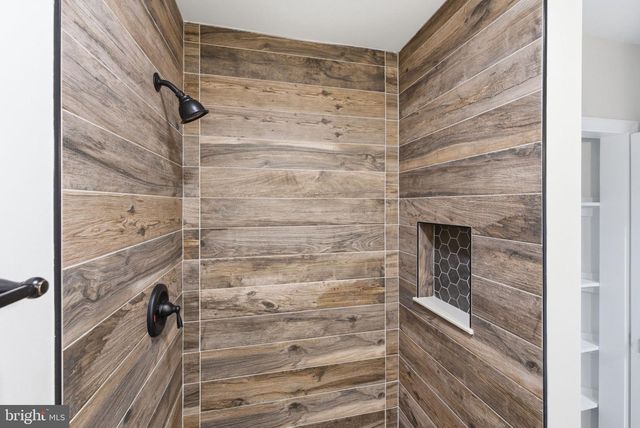 21 W PALL MALL ST, Winchester, VA 22601