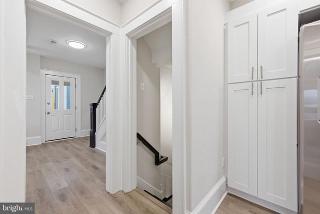 21 W PALL MALL ST, Winchester, VA 22601