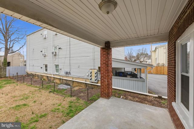 21 W PALL MALL ST, Winchester, VA 22601