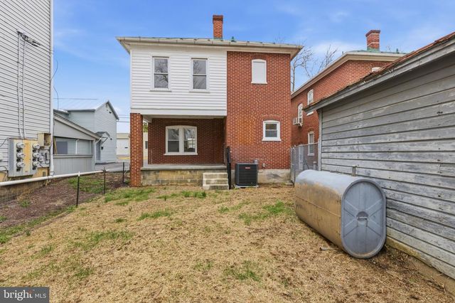 21 W PALL MALL ST, Winchester, VA 22601