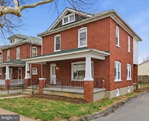 21 W PALL MALL ST, Winchester, VA 22601