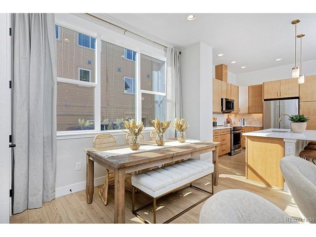 2866 S Machbeuf Ct, Denver, CO 80236