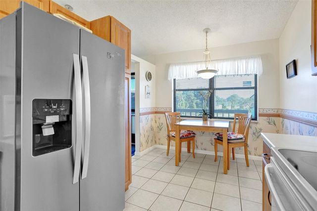 7673 Tahiti Lane 202, Lake Worth, FL 33467