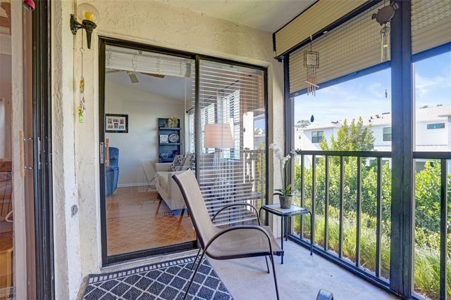 7673 Tahiti Lane 202, Lake Worth, FL 33467