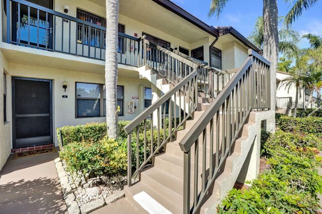 7673 Tahiti Lane 202, Lake Worth, FL 33467