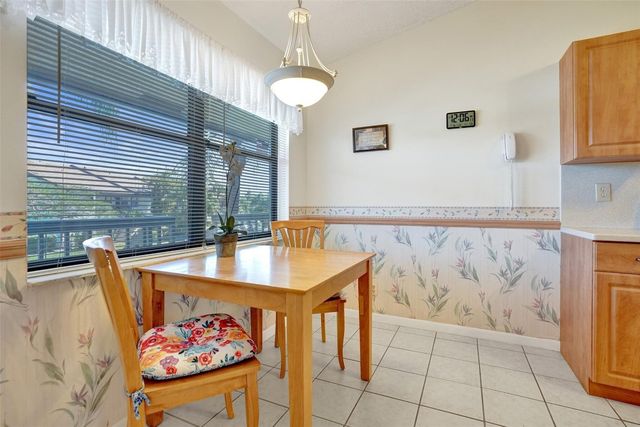 7673 Tahiti Lane 202, Lake Worth, FL 33467