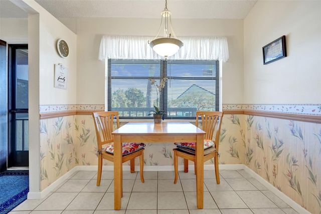 7673 Tahiti Lane 202, Lake Worth, FL 33467