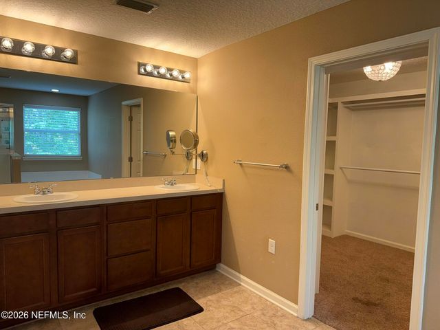 417 ADELAIDE Drive, St. Johns, FL 32259