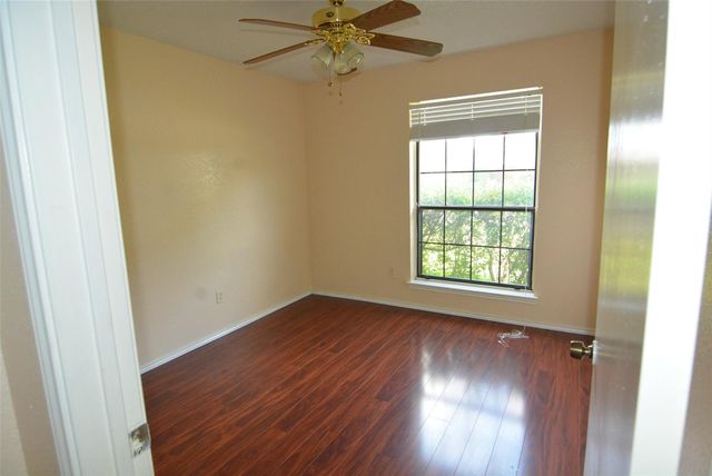 210 W Apollo Road, Garland, TX 75040