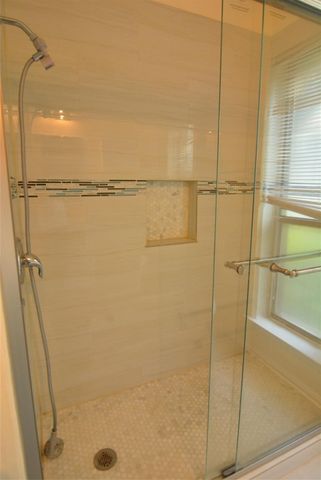 210 W Apollo Road, Garland, TX 75040