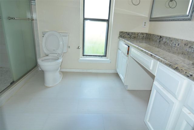 210 W Apollo Road, Garland, TX 75040